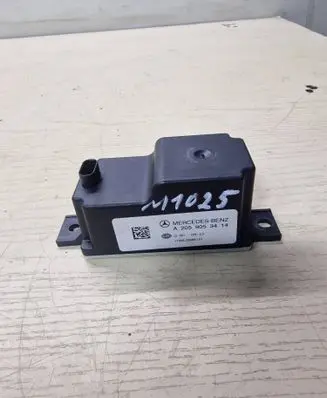 Mercedes-Benz C W205 Voltage converter inverter A2059053414 1702603869101