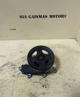 Nissan Almera Tino Water pump