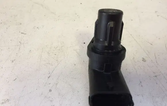 Volvo XC90 Camshaft position sensor 0232103063