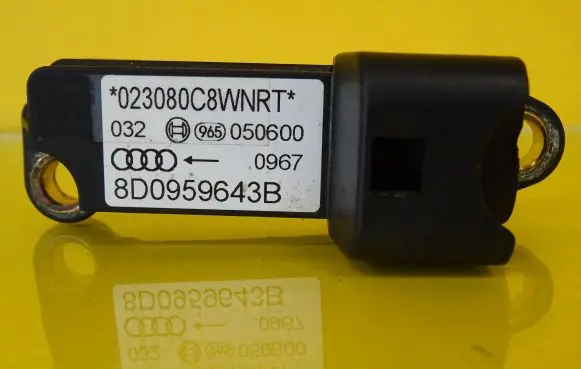Audi A5 8T 8F Airbag deployment crash/impact sensor 8D0959643B