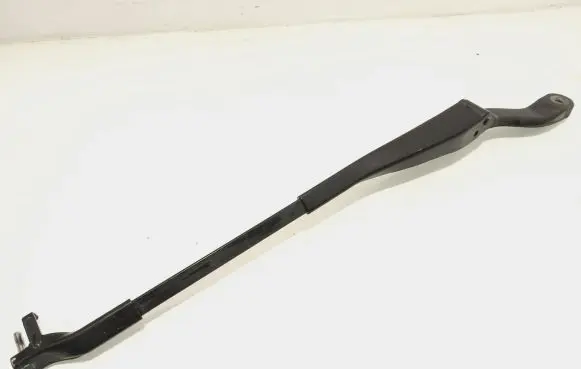 Mercedes-Benz E W211 Front wiper blade arm A2118200344