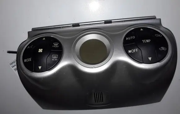 Toyota Urban Cruiser (XP110) Air conditioner control unit module 75D323