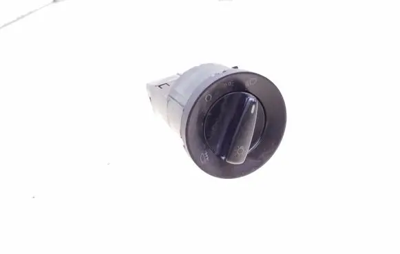 Volkswagen PASSAT B5 Light switch 1C0941531