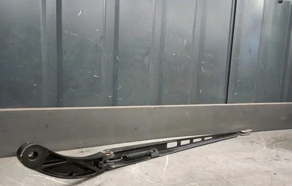 Audi A6 S6 C6 4F Front wiper blade arm 4f1955410