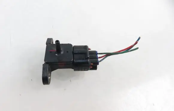 Daihatsu YRV Turbo air boost pressure sensor 0798004970 8942197401