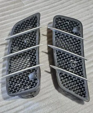 Mercedes-Benz SL R230 Bonnet/hood grill A2308300118 A2308300218 2308300118