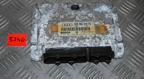 Volkswagen PASSAT B5.5 Engine control unit/module 038906018FD 0281001966