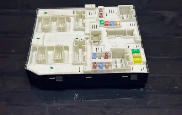 Fuse box set