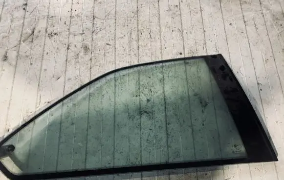 BMW 3 E36 Rear side window