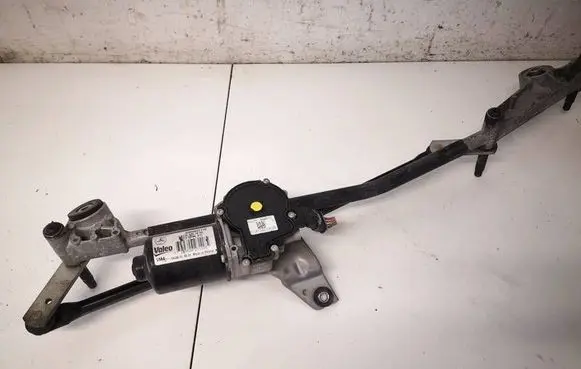 Mercedes-Benz A W176 Front wiper linkage and motor W000016831 A1768200010