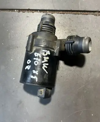 BMW X5 E70 Electric auxiliary coolant/water pump 695154902