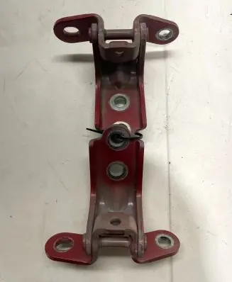 KIA Sportage Front door lower hinge 