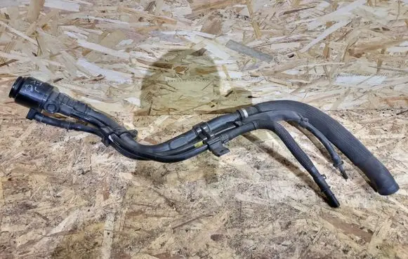 KIA Sportage Fuel tank filler neck pipe 31030F1900