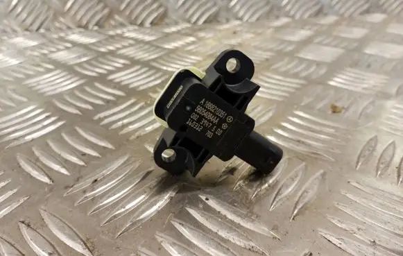 Mercedes-Benz GLE (W166 - C292) Airbag deployment crash/impact sensor A1668210351 56054084AA