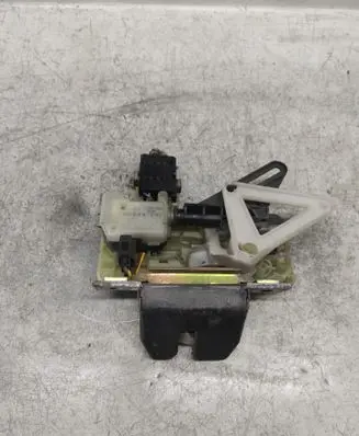 Volvo XC70 Tailgate/trunk/boot lock/catch/latch
