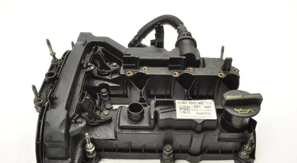 Ford Fiesta Rocker cam cover C1BG6007BD