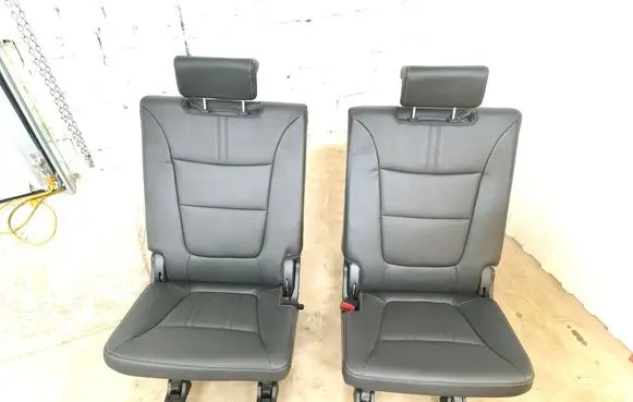 KIA Sorento Rear seat 