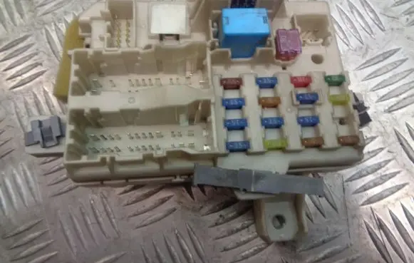 Mazda 6 High voltage junction box 503K10