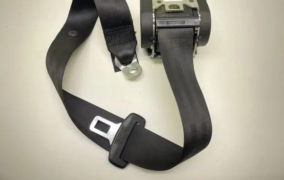 Audi A6 S6 C6 4F Rear seatbelt 4F0857805E 605827100