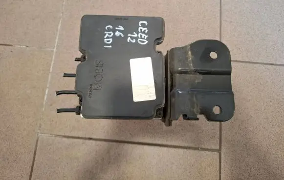 KIA Ceed ABS Pump 6158945200