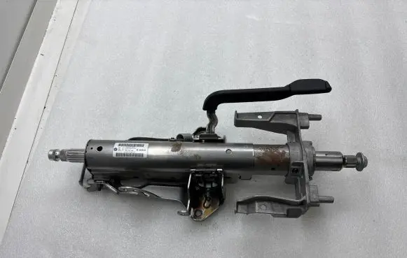 BMW i3 Steering wheel axle set 32306865576 7046955980 6865576