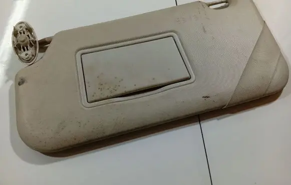 Ford Focus Sun visor