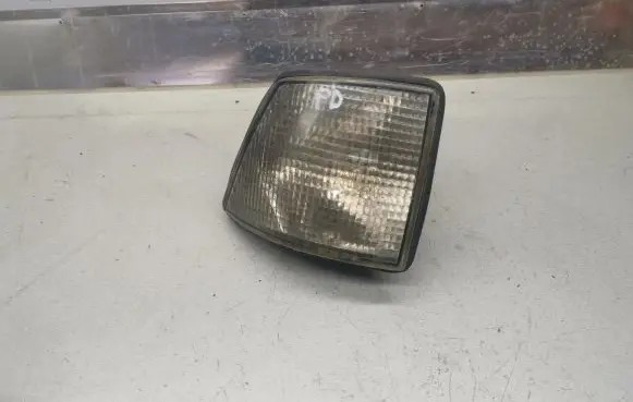 Front indicator light