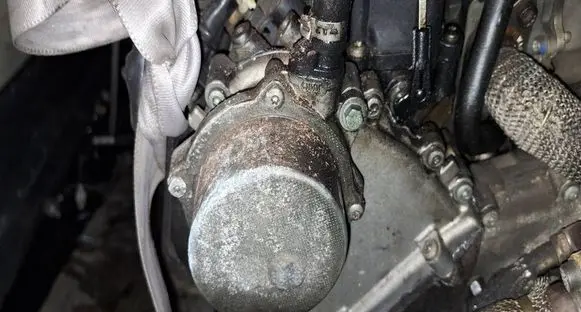 Audi A6 S6 C6 4F Vacuum pump 