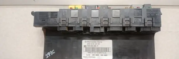 Mercedes-Benz C W203 Comfort/convenience module 2035452401 5DK00848641 000031715090003