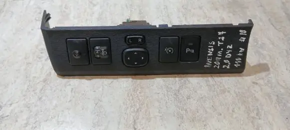Toyota Avensis T270 Wing mirror switch 183647
