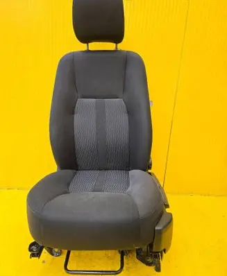 Land Rover Discovery 4 - LR4 Front driver seat 