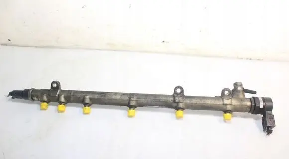 Fuel main line pipe