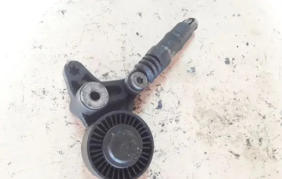 Audi A6 S6 C6 4F Generator/alternator belt tensioner 059145201E