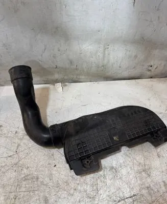 KIA Ceed Air intake duct part 282121H000