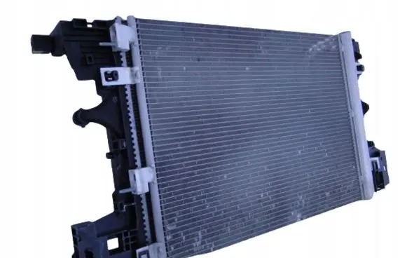 Mercedes-Benz CLA C118 X118 Intercooler radiator A2475000054