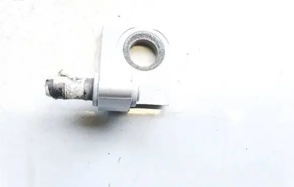 Mercedes-Benz EQB Front door upper hinge