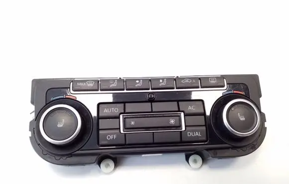 Volkswagen Golf VI Climate control unit 5K0907044EA