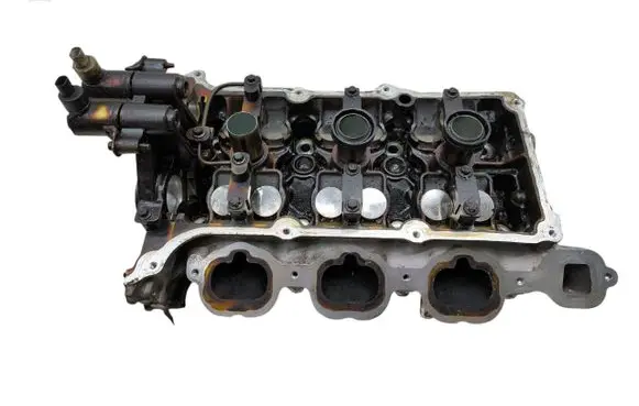 Engine head