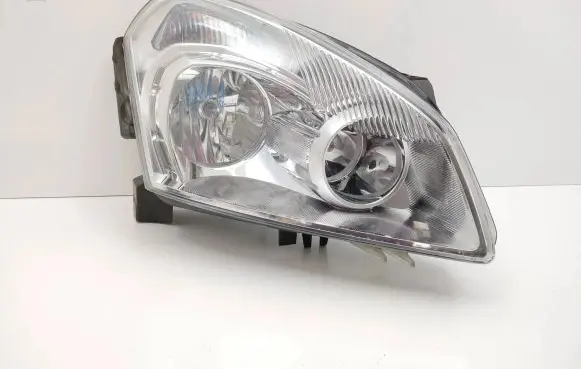 Nissan Qashqai Headlight/headlamp 26010JD90A 1EF23804202