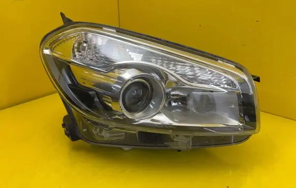 Nissan Qashqai Headlight/headlamp 26010BR60B