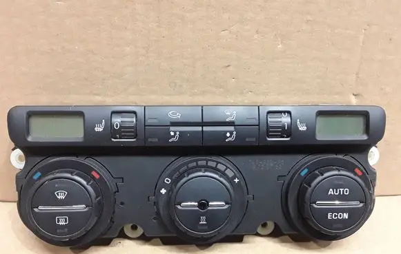 Skoda Octavia Mk2 (1Z) Climate control unit 1Z090704AE
