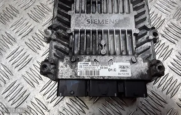 Volvo V50 Engine control unit/module 5ws40212gt