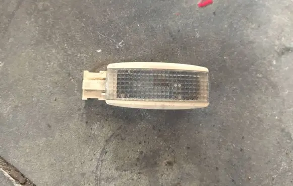 Volkswagen PASSAT B5.5 Other interior light 3B0947113