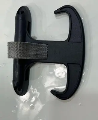 Volkswagen PASSAT B8 Bracket in trunk/boot 1K5867615A