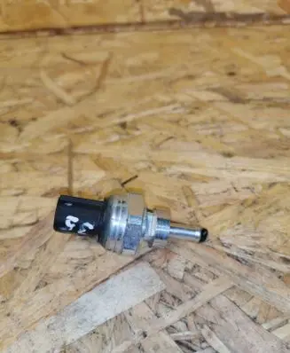 Opel Vivaro Exhaust gas pressure sensor 81CP0505 26716C 8201000764