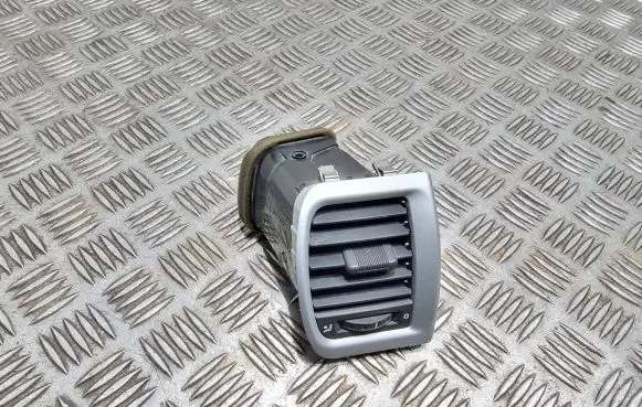Skoda Roomster (5J) Dashboard side air vent grill/cover trim 5j0819702