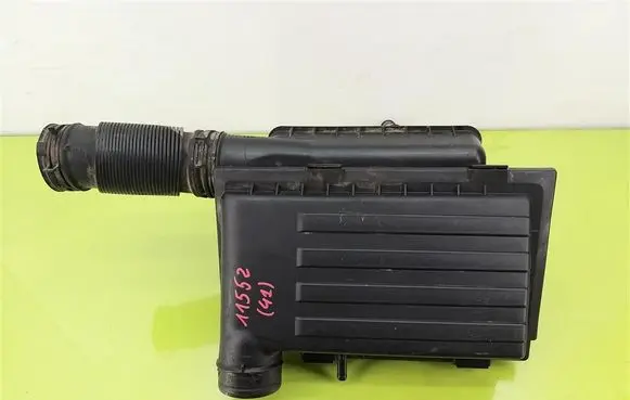 Skoda Yeti (5L) Air filter box 04E129611H