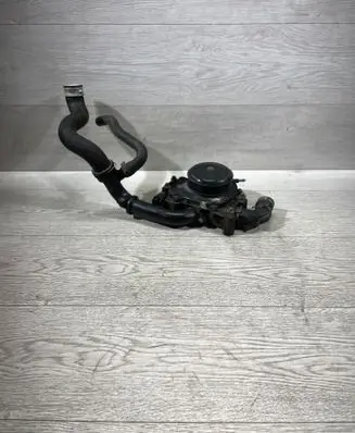 Mercedes-Benz C W204 Water pump A6512001501 A6512000251