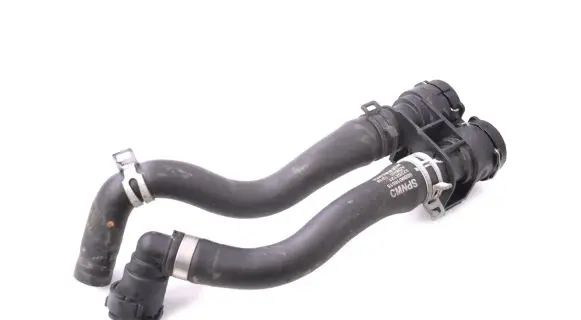 Volvo XC40 Engine coolant pipe/hose 32252121 32222093