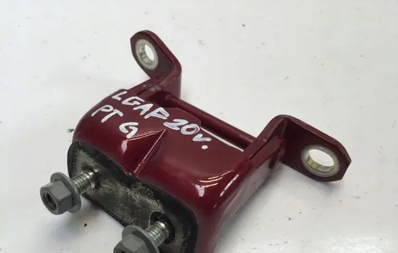 Rear door upper hinge